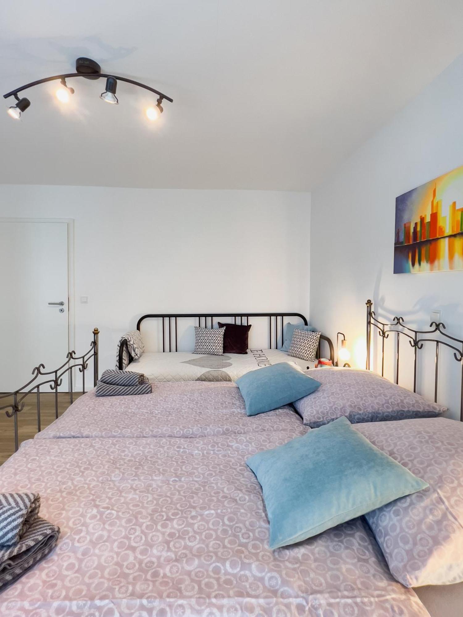 Schoene Helle & Gemuetliche Wohnung In Altstadtnaehe Erfurt Quarto foto